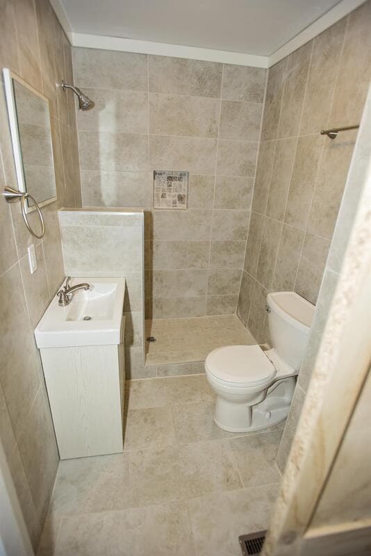 Photo - 37 Woodward Ave