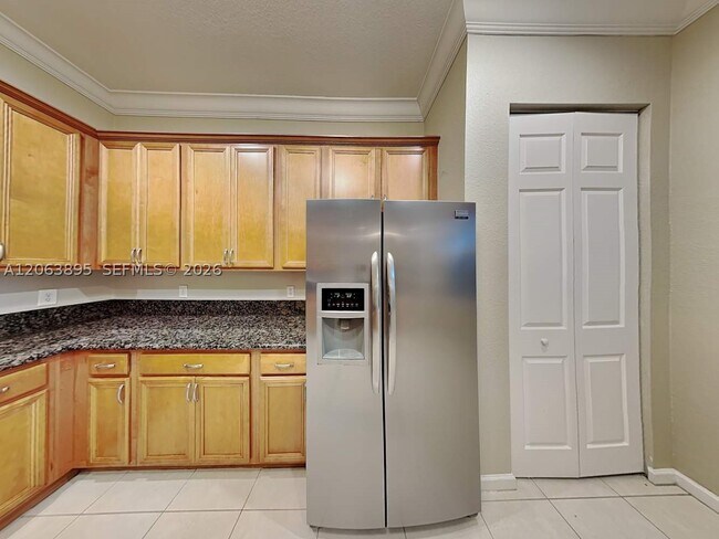 4944 Cypress Ln