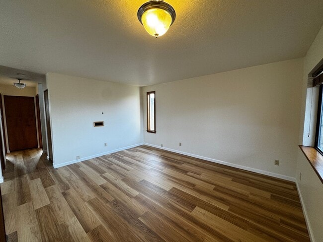 Photo - Charming 3 Bedroom 2 Bath home located in Humboldt Hill!