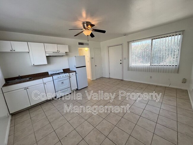 Photo - 66358 First St