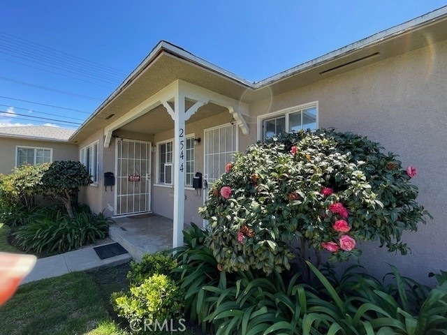 Building Photo - 2544 N Brighton St