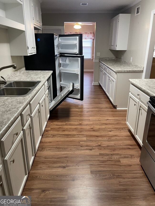 Photo - 401 W Parrish St