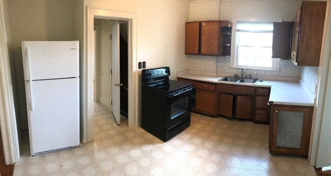 Photo - Braddock Rd Boening Unit Apt 2