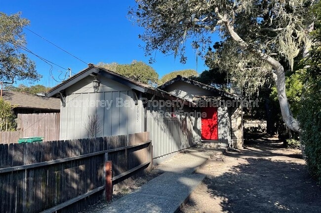 Photo - 2935 Alta Ave