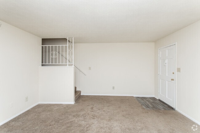 2BR, 1.5BA - 1254SF