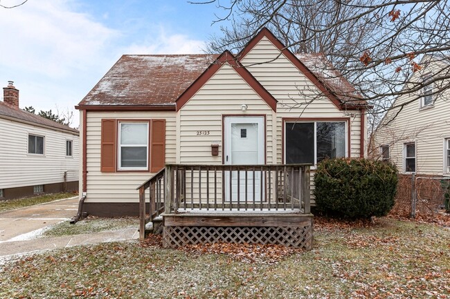 Building Photo - 23123 Lambrecht Ave