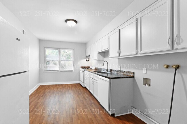 Photo - 2211 Gerald Ct