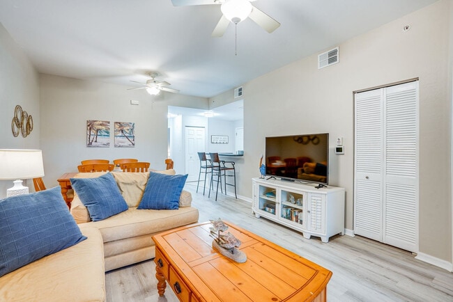 Photo - 15430 Bellamar Cir Unidad SI FL1-ID1546283P