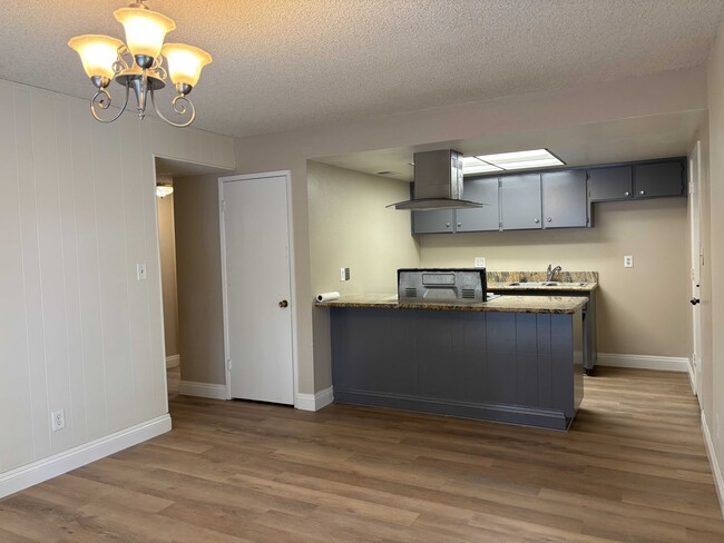 Photo - 6075 Peoria Dr