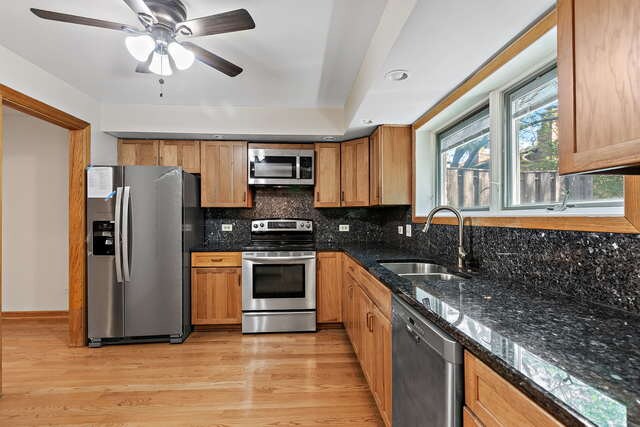 1820 Wildberry Dr