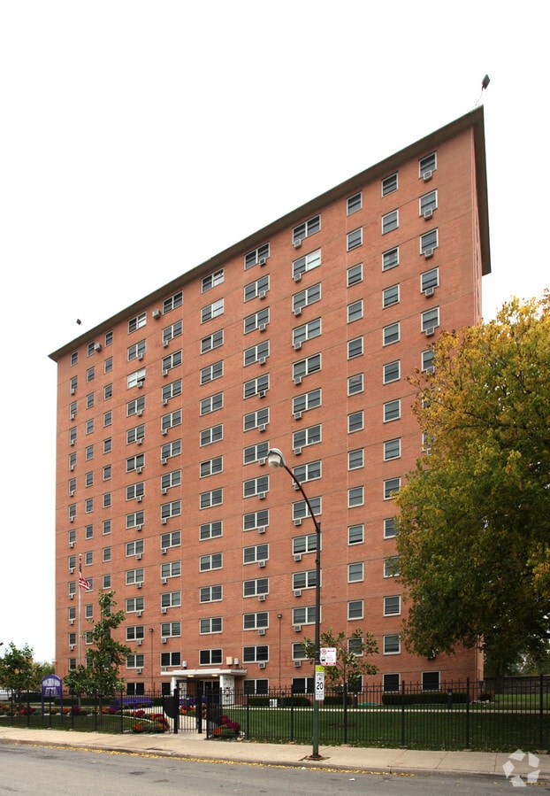 Photo - Vivian Gordon Harsh Apartments