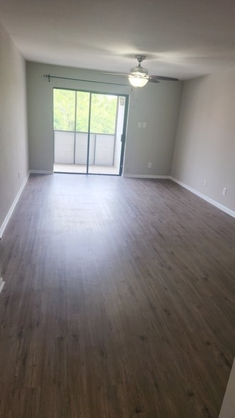 Photo - 3025 Walnut Bend Ln Unidad 35