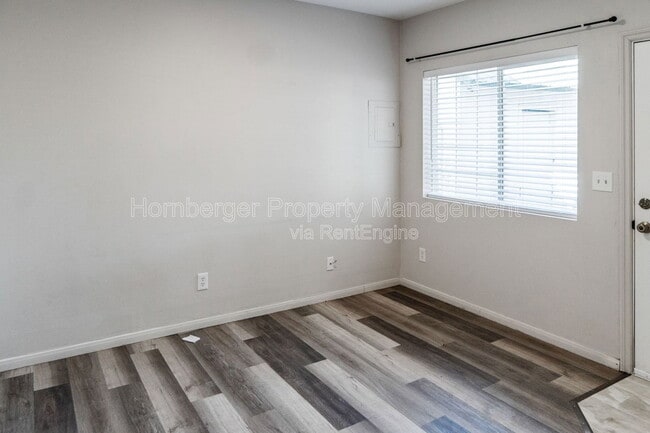 Photo - 227 E Ermina Ave Unit 1