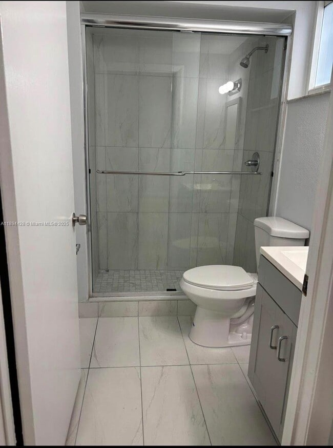Photo - 1152 NW 3rd St Unidad 2