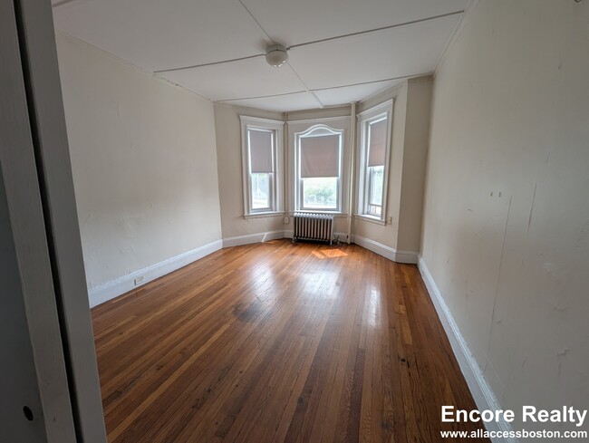Photo - 1175 Boylston St Unidad 18