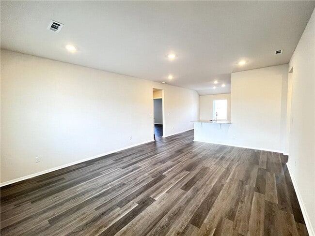 Photo - 2721 Elliott St