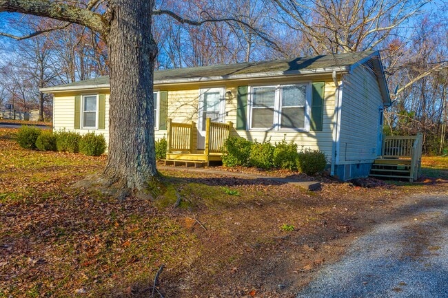 Photo - One Level Single Family Home in Madison He...