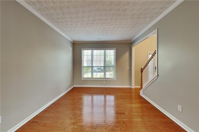 Photo - 238 Diamond Valley Pass