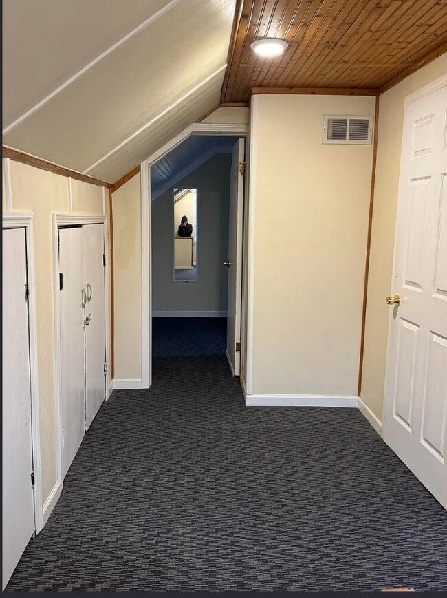 Photo - 22641 Albion Ave