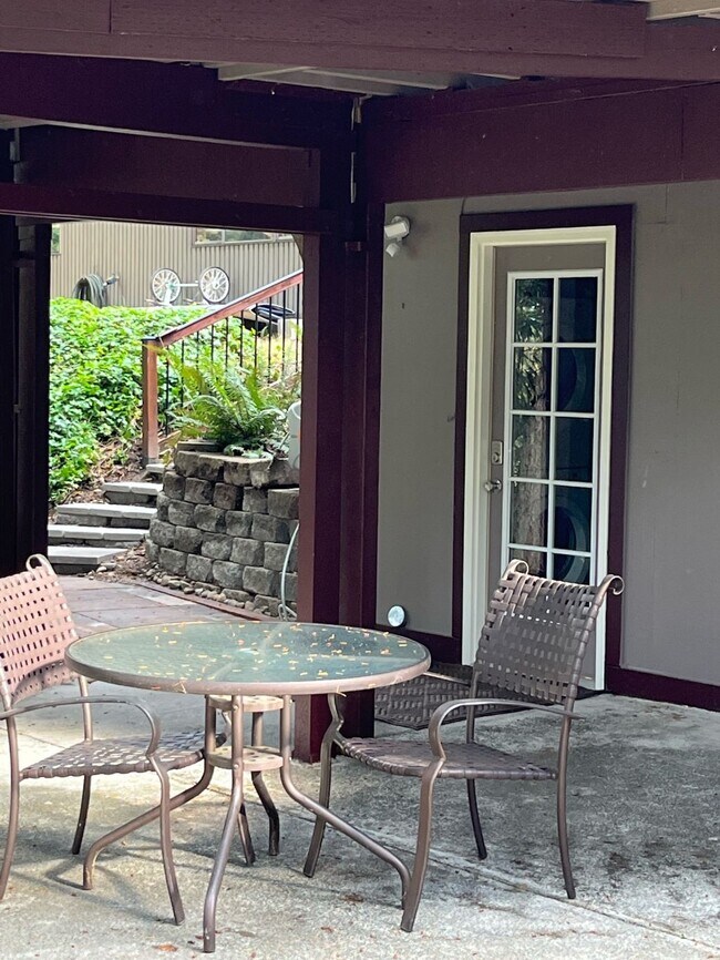 6707 121st Ave SE Unit 2