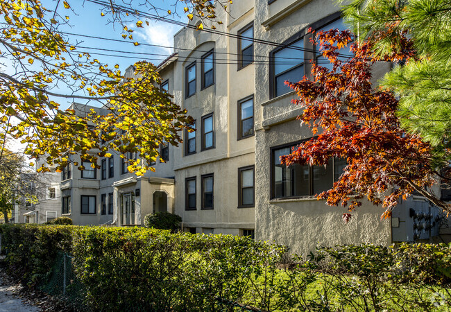 Building Photo - Hamilton Road Apartments