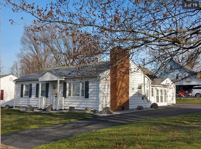 Photo - 12 Davidson Ave