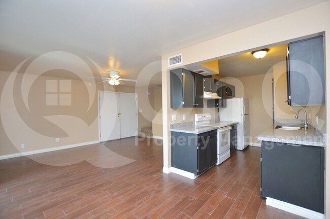Photo - 6052 W Golden Ln Casa