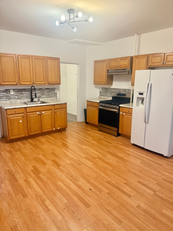 Photo - 449 New Market St