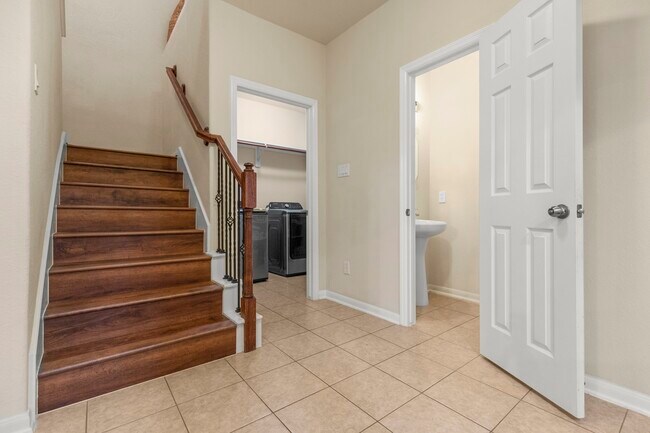 Photo - 1146 Glenwood Canyon Ln