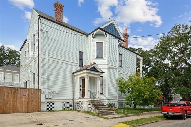 3405 Coliseum St Unit 1