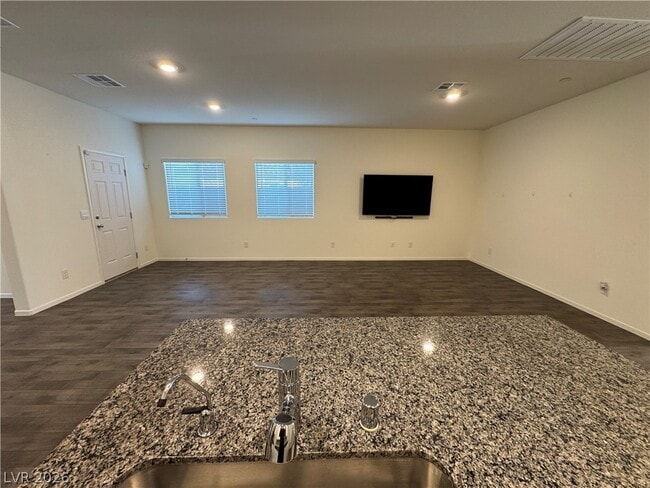 Photo - 356 Larksong Ave