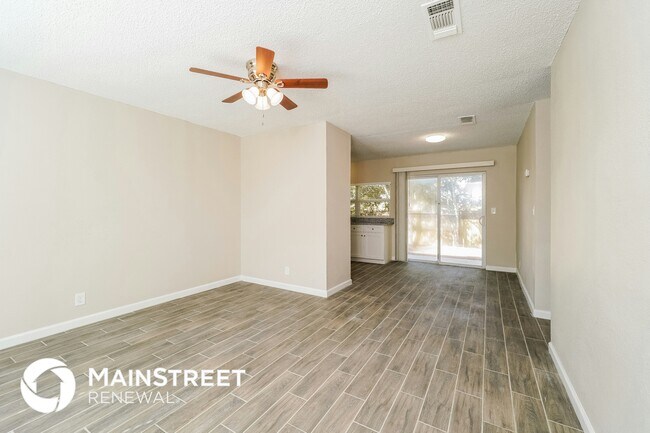 Photo - 7331 Glen Heights