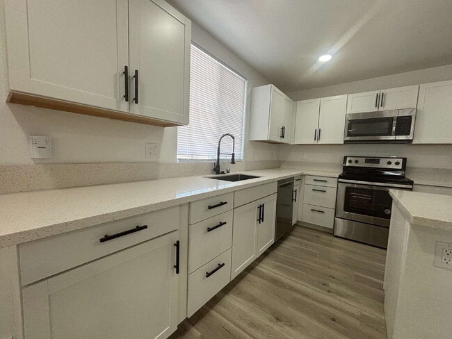 Photo - Fully remodeled and spacious 3 bed/2bath available! Unit 3