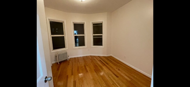 Photo - 180 Bay 26th St Unit 1st floor