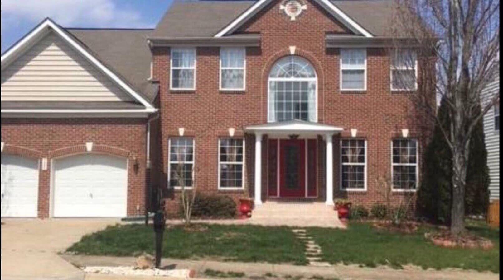 Photo - 720 Emerald Hill Dr NE