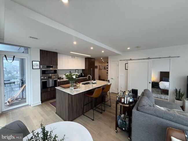 Photo - 37 L St SE Unit 302