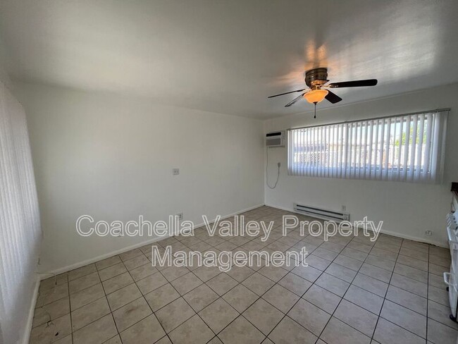 Photo - 66358 First St