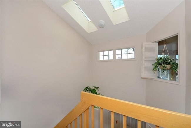 Photo - 22 Briarwood Ct