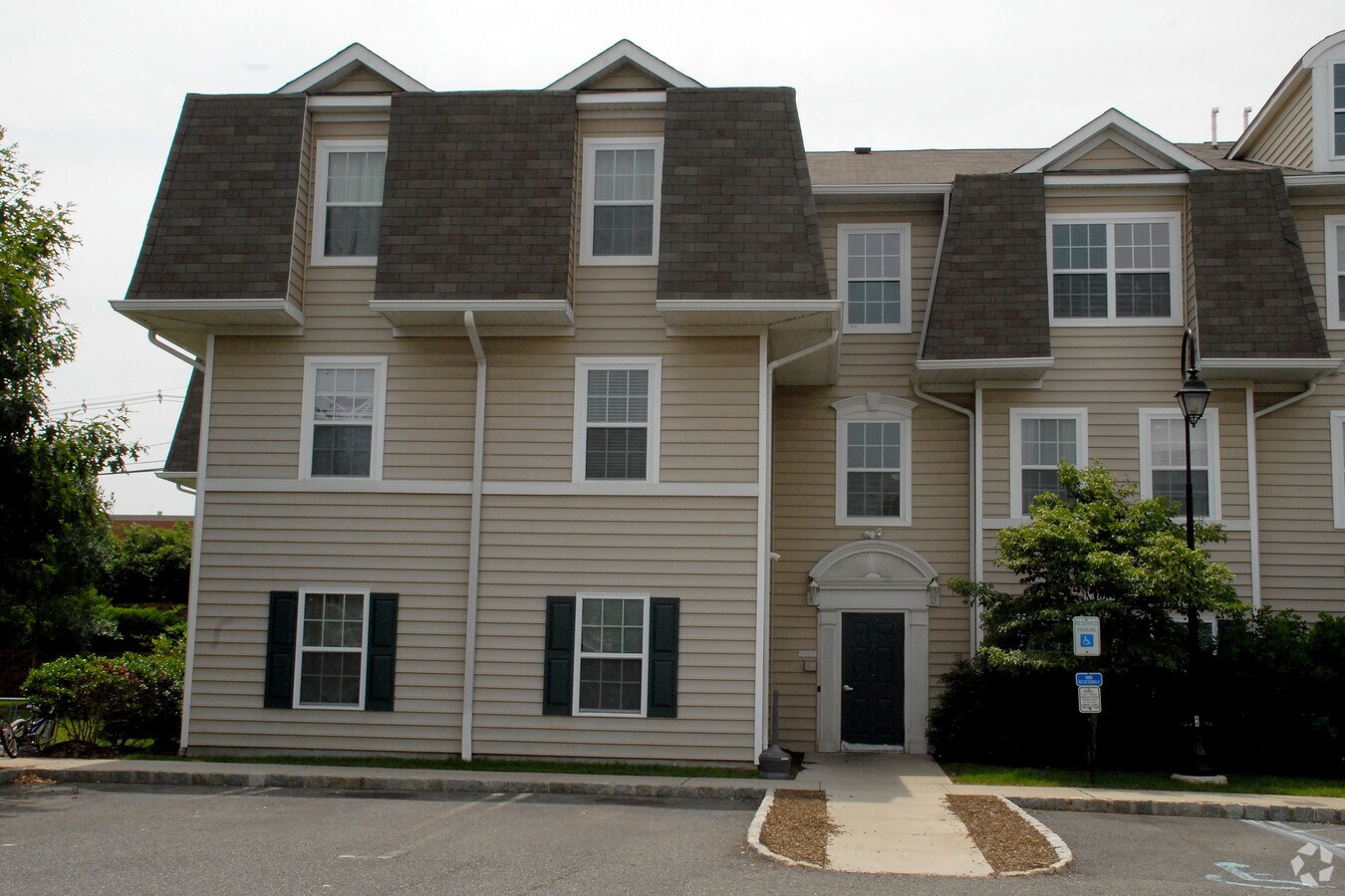 Photo - 1100 Abby Rd