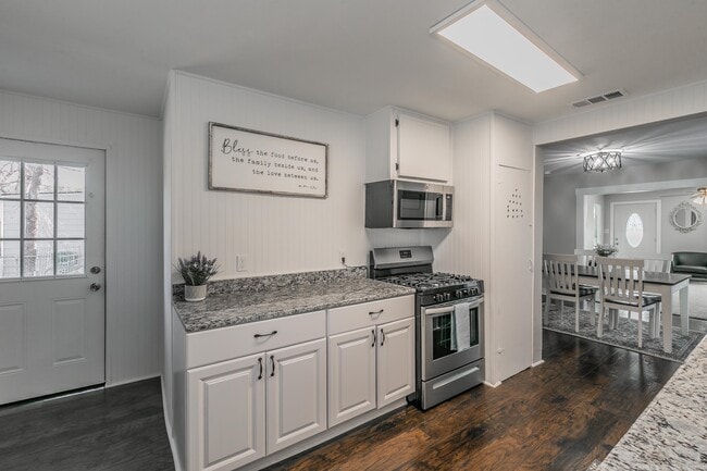 Photo - 2617 Marigold Ave