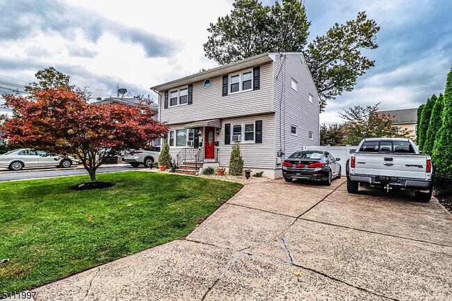 207 Jerome Ave Unit 1