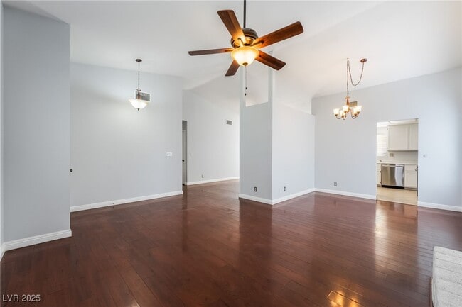 Photo - 5761 Cloverleaf Cir