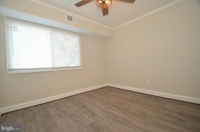 Photo - 2910 Kings Chapel Rd Unidad 16