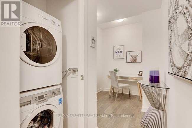 Photo - 9201 Yonge St Unit 1704