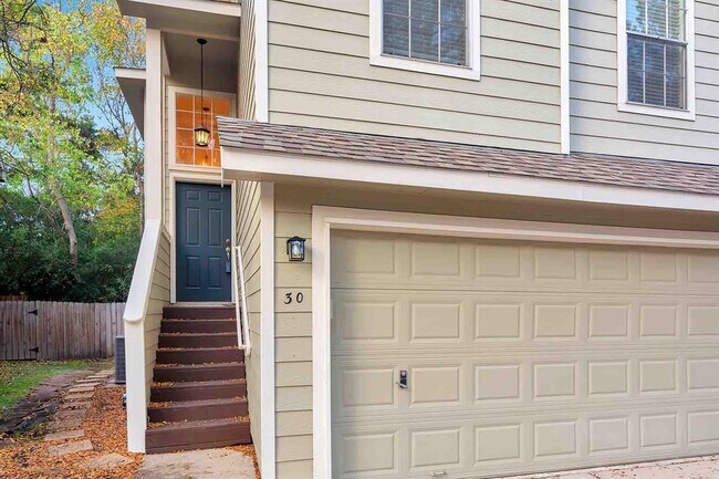 Photo - 30 N Walden Elms Cir