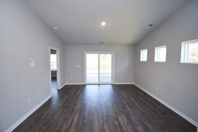 Photo - 1799 Berkley Village Loop