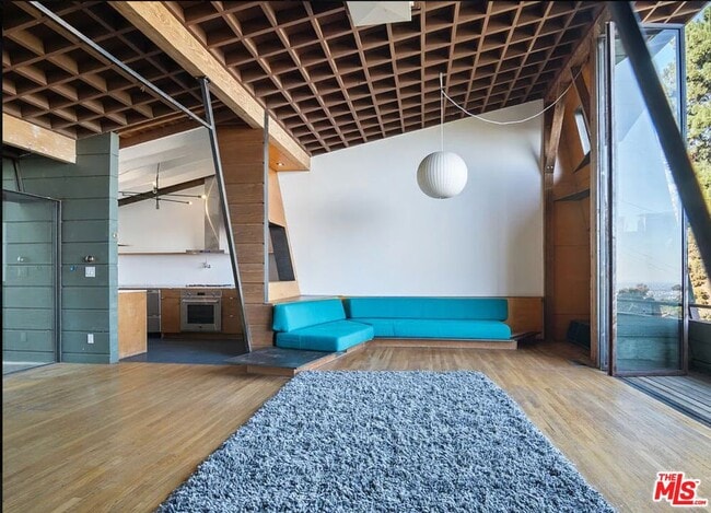 Photo - 8663 Nash Dr