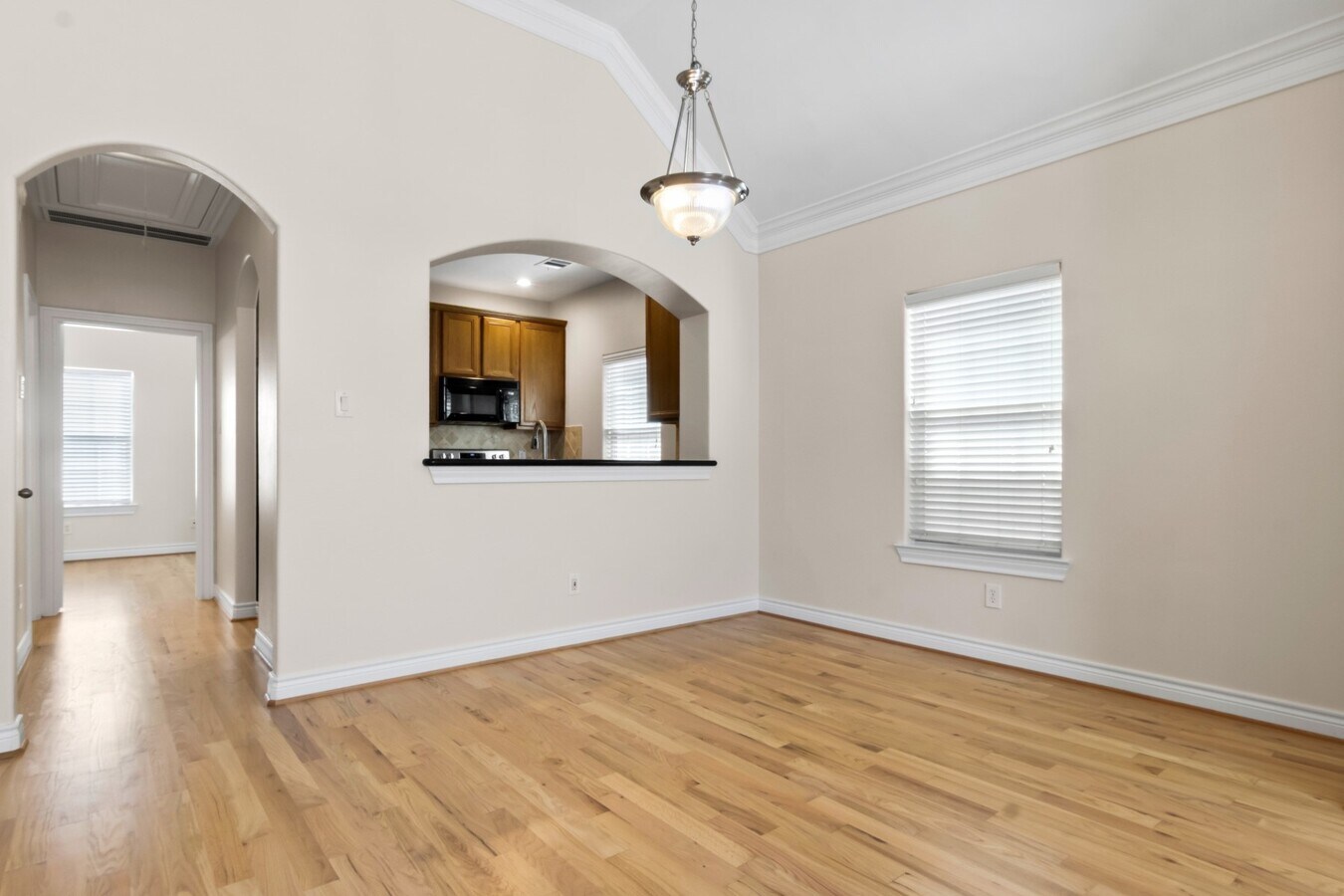 Photo - 2917 Clinton Dr