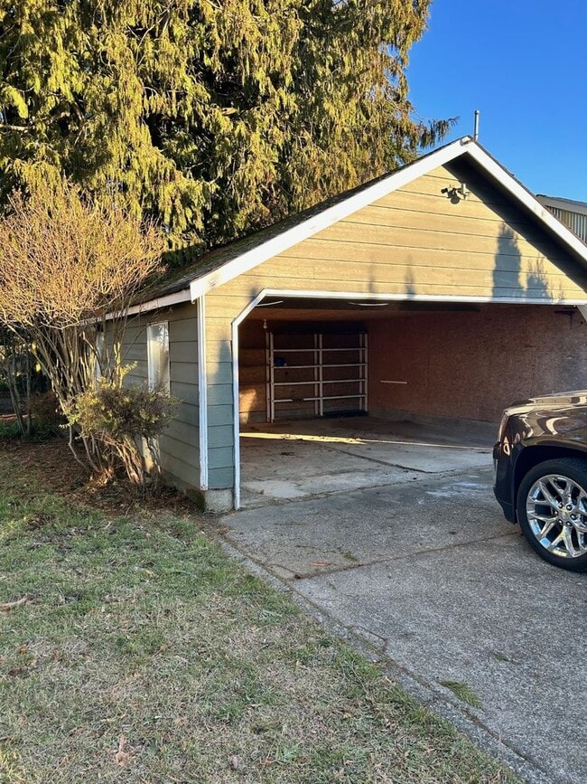 Photo - 9526 Northwood Rd