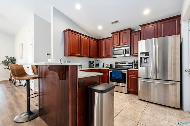 Photo - 265 Harold Murphy Dr